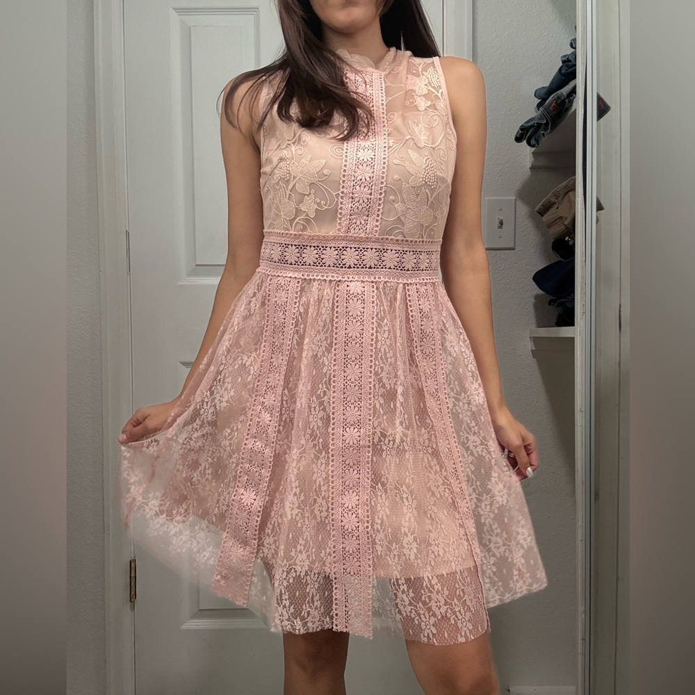 Chic Blush Lace Mini Dress